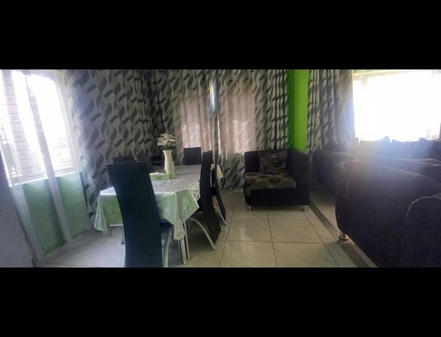 3 BEDROOM HOUSE FOR SALE IN RESERVOIR HILLS